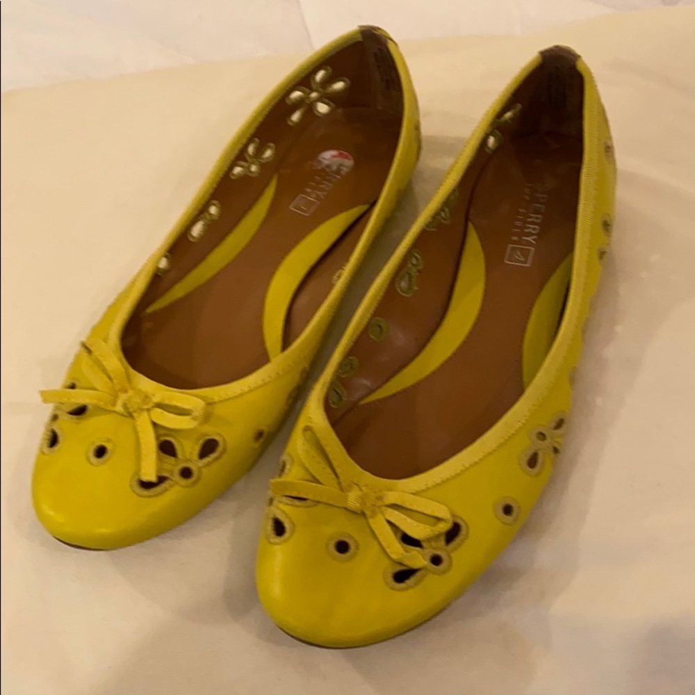 Sperry Luna size 8.5M good condition flats